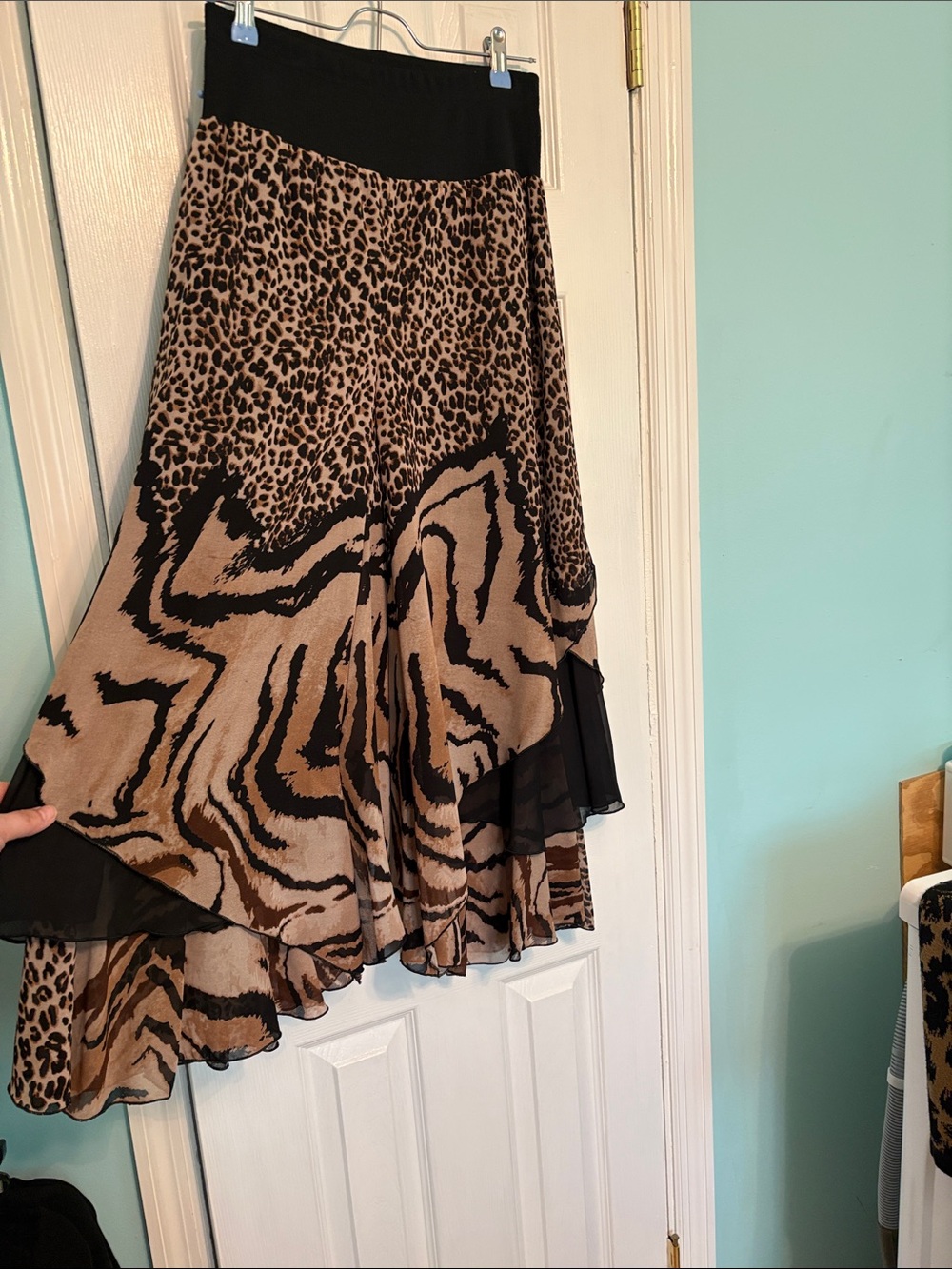 Animal Print Wide-Leg Palazzo Pants - Black & Tan